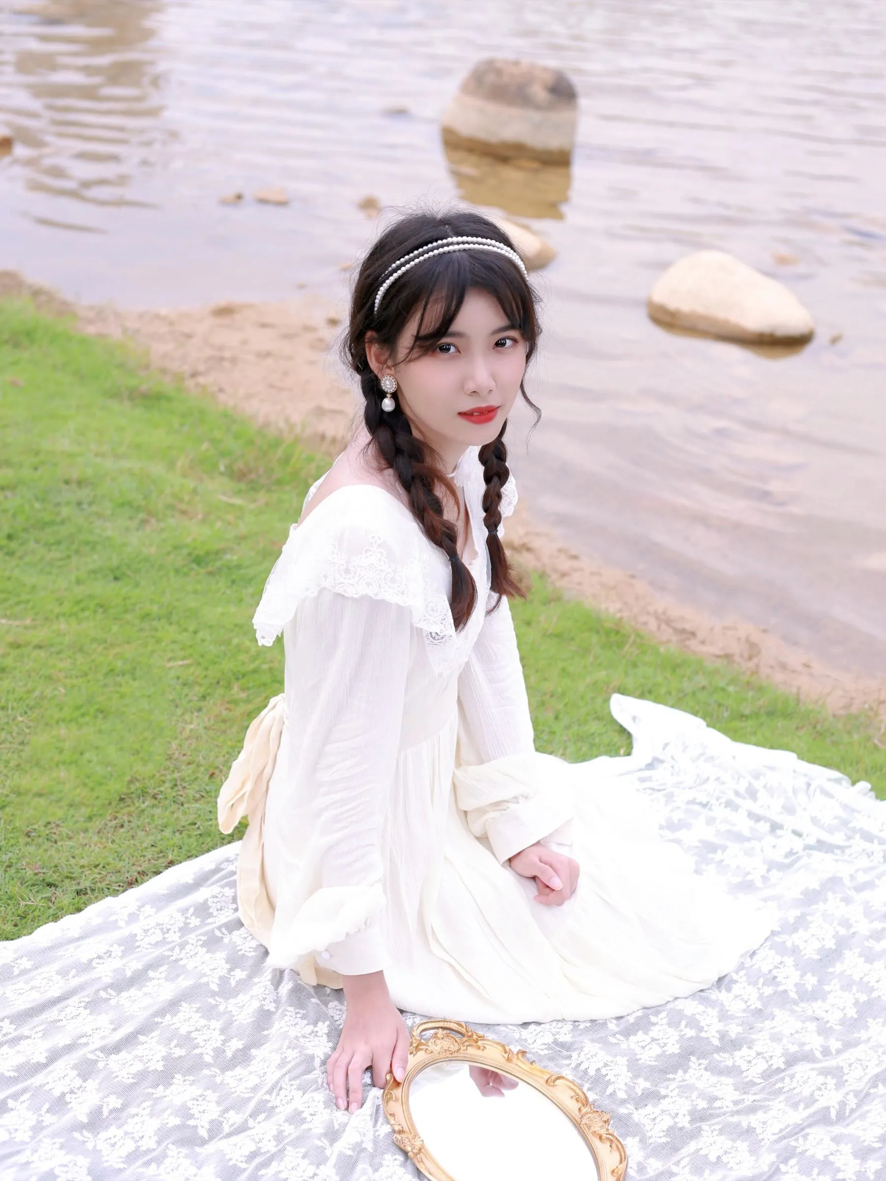 [YITUYU艺图语]2022.09.10 温柔少女 小愉不是鱼 [24P]插图5